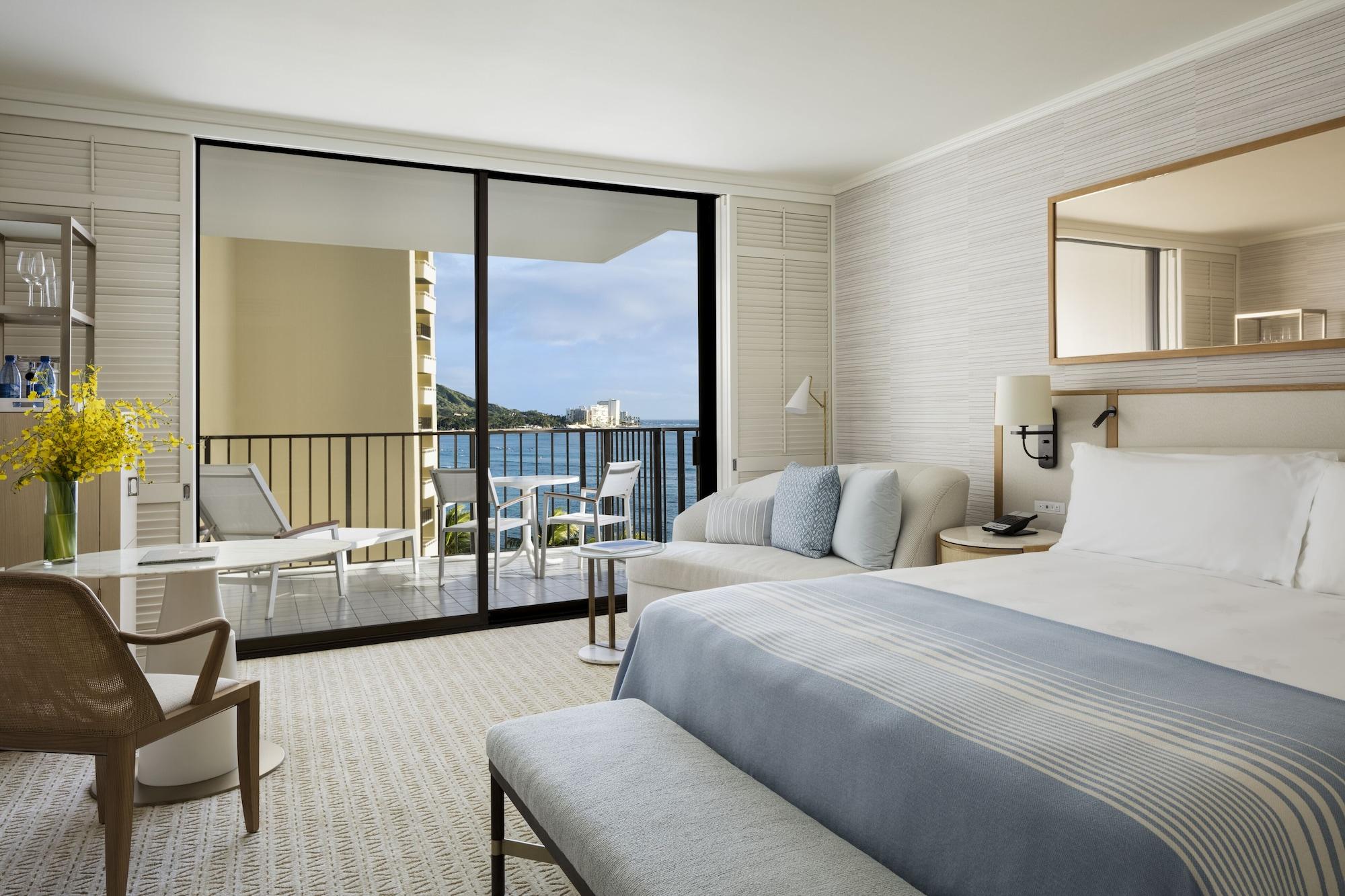 Halekulani - No Resort Fee Honolulu Exterior foto A guest room at the Four Seasons Resort Maui